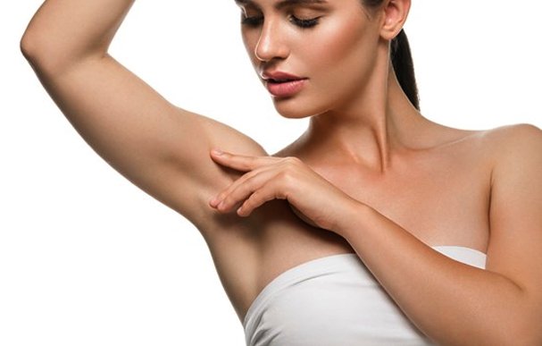 Arm Lift Treatment | Best Cosmetic and Plastic Surgery Clinic in Bangalore | Dr. Harini | Aesthetic International